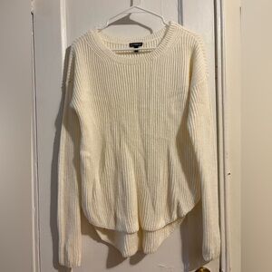 Express Cream Sweater | High-Low Hem | Soft Knit | Size Small